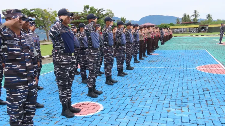 Lanal Mamuju Gelar Persami KKRI, Diikuti 100 Peserta